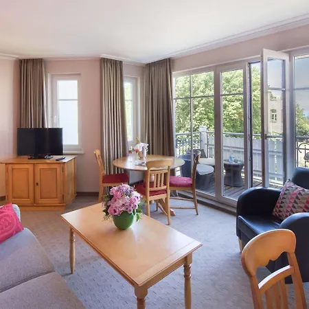 Ferienappartement Und Economyzimmer Residenz Waldkrone Apartment